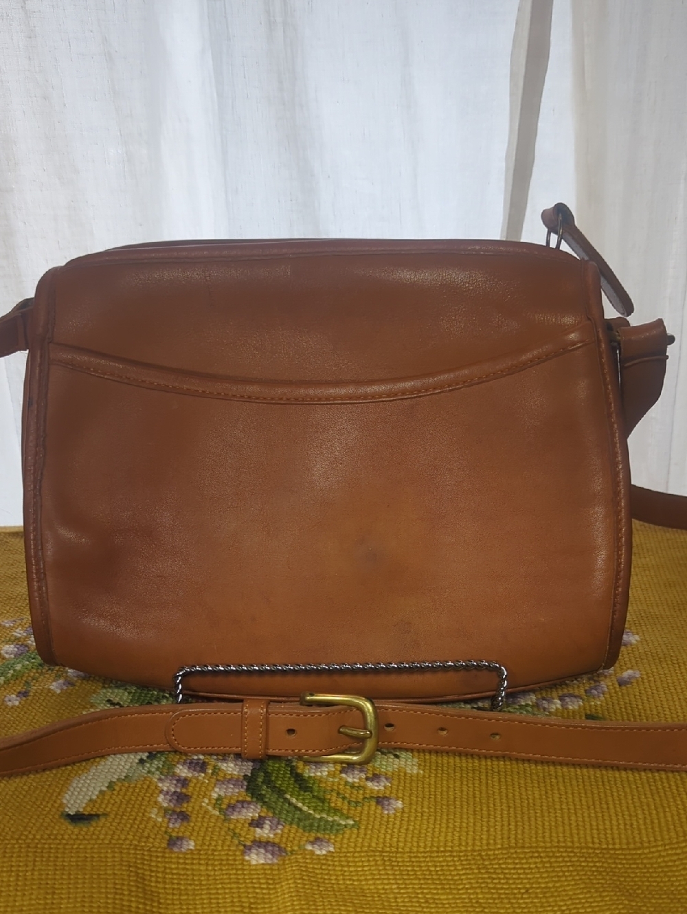 Vintage Coach British Tan Taylor bag
